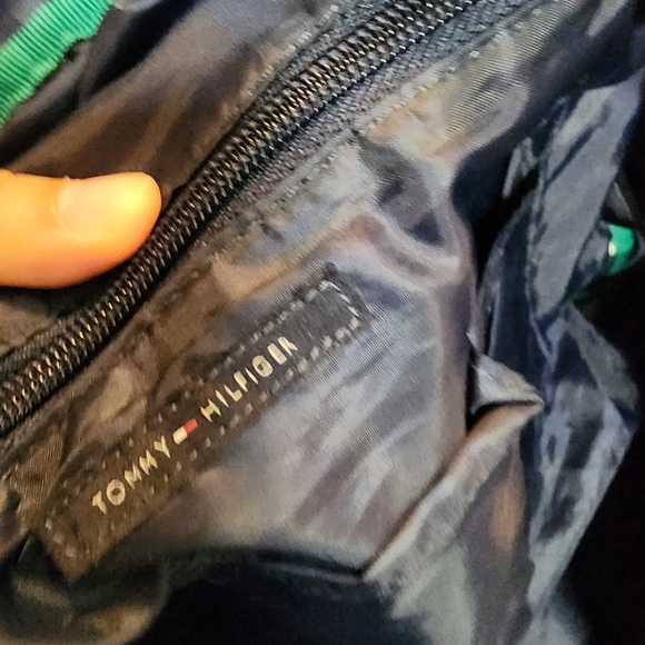 Tommy Hilfiger Hot Pink Tote Bag, Gym Bag , shoulder purse with zipper, vintage - Picture 8 of 15